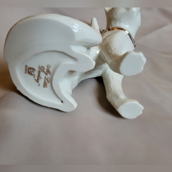 Lenox Cat Sculpture Figurine Fine Ivory China - "My Little Darling - Sami" - Picture 4 of 4